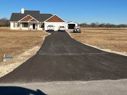 Best Concrete Driveway Installation  in Maysville, GA